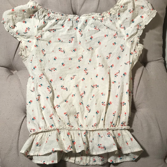 Guess Blouse - Picture 3 of 3